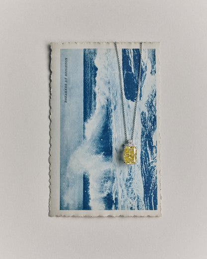 Maisie Pendant