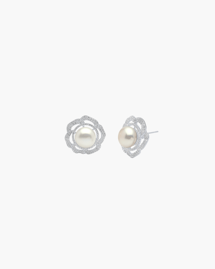 Emilia Pearl Earrings