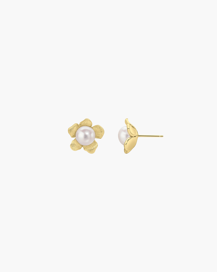 Layla Pearl Earrings
