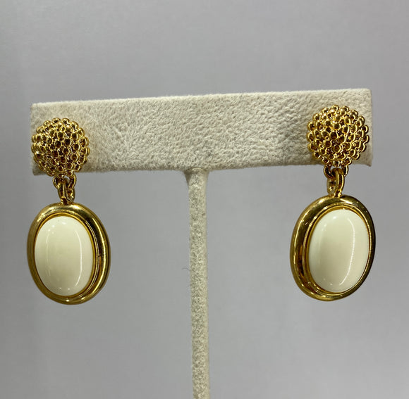 Kimberly Earrings (White)