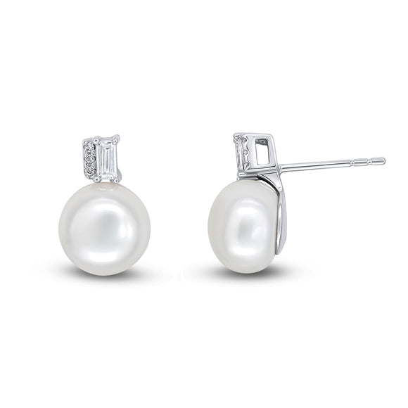 Alanis Pearl Earrings